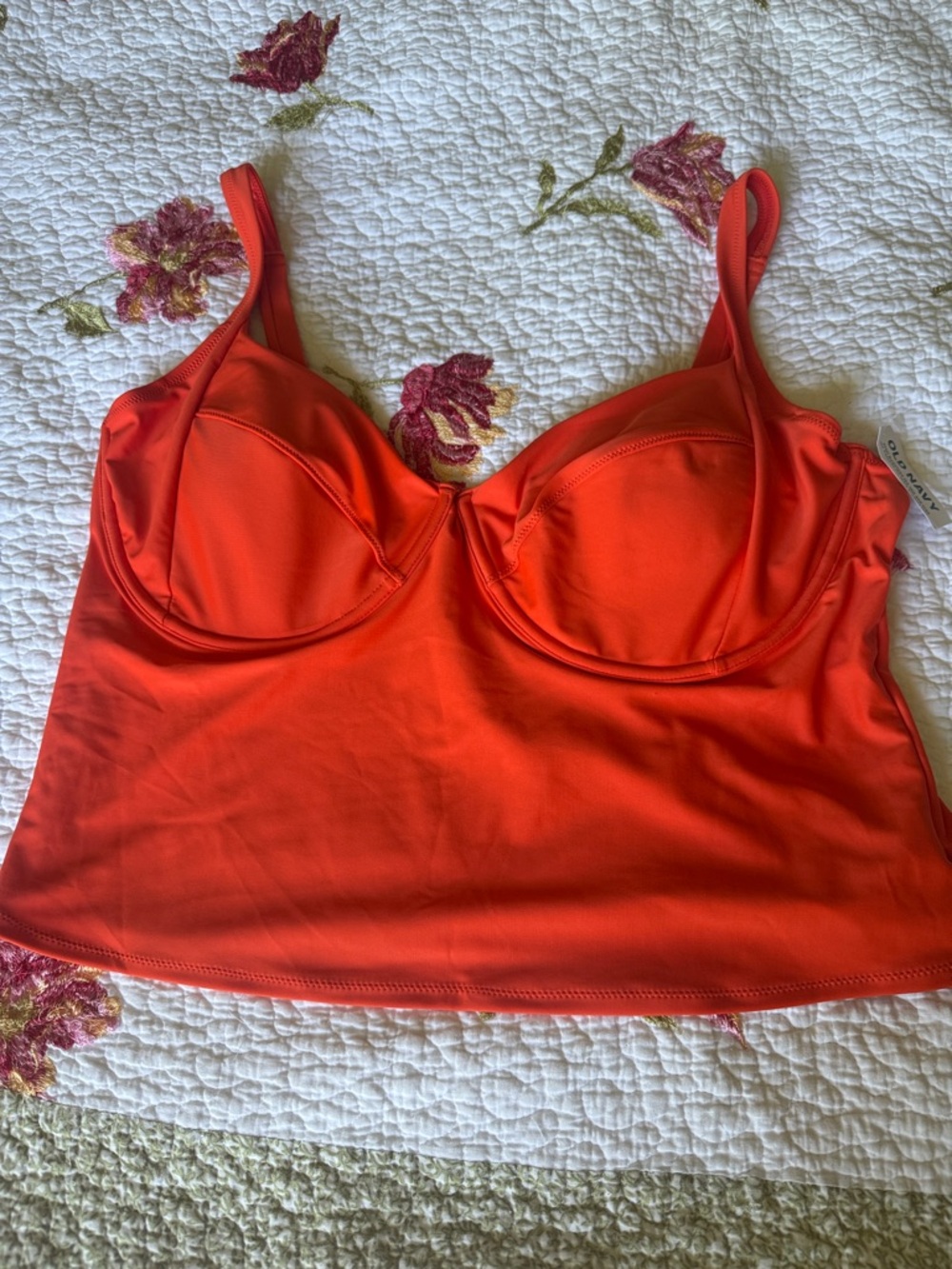 NWT Old Navy Underwire Tankini Swim Top